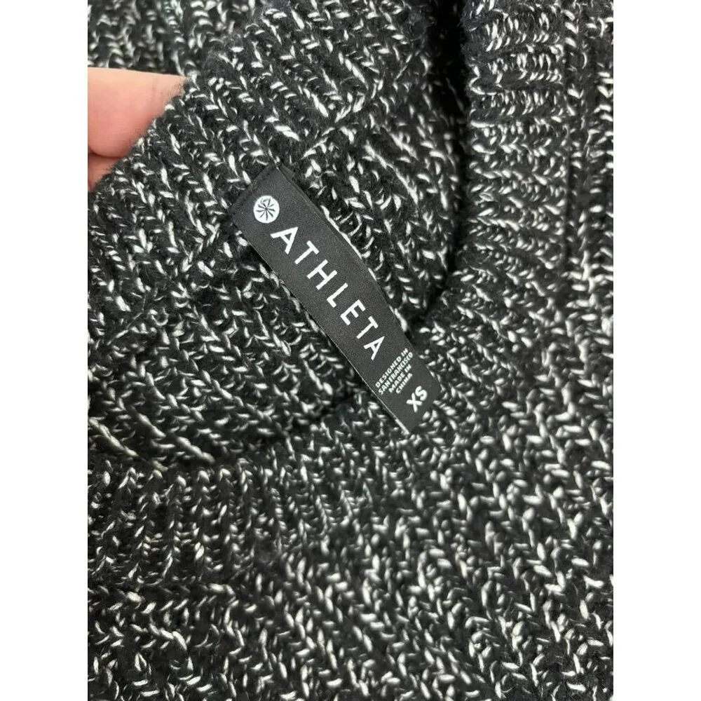 Athleta women's XS black white variegated wool blend‎ stretch sweater top